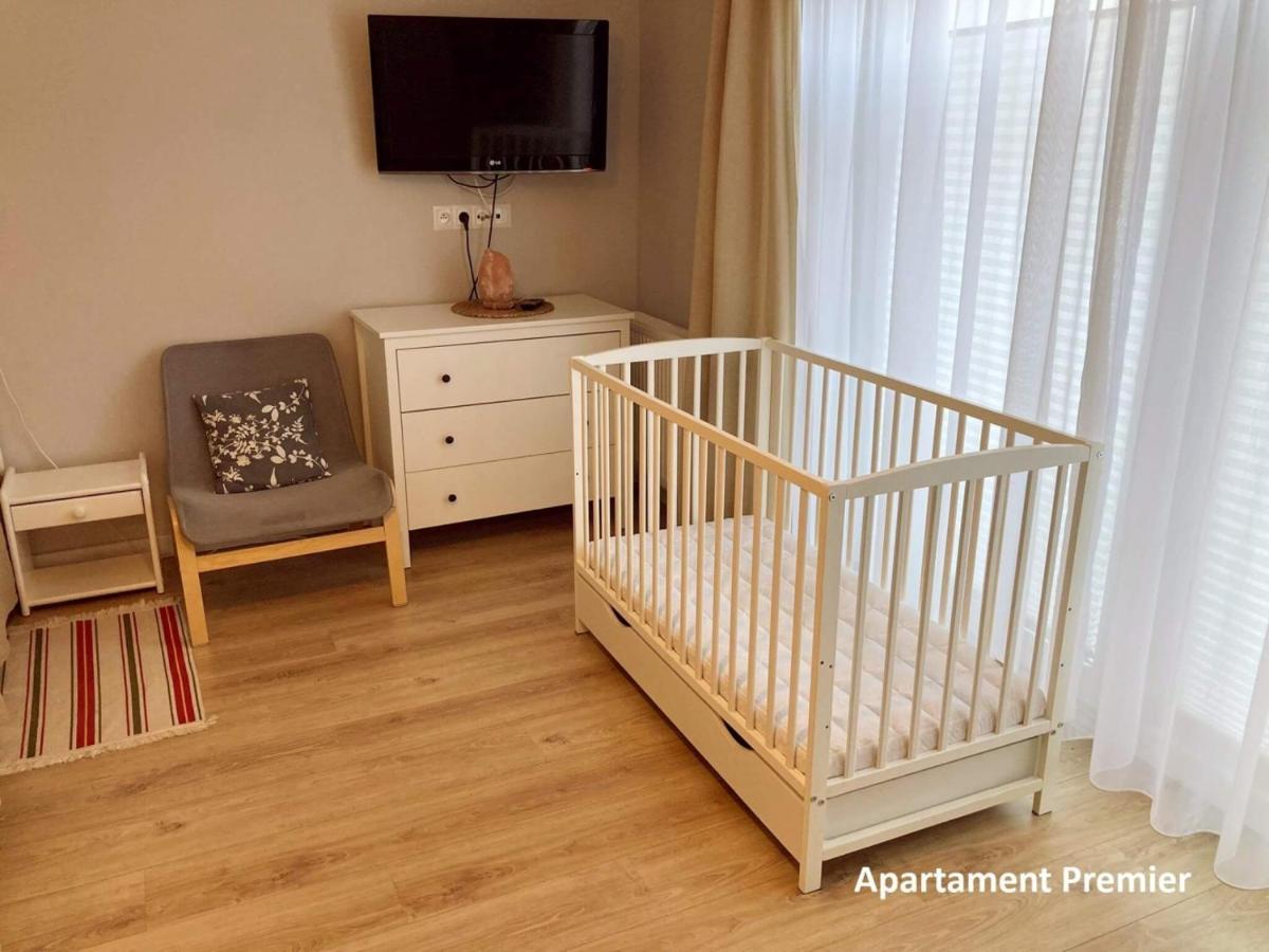 Bialy Dom - 2 Bedrooms كاتوفيتسه المظهر الخارجي الصورة
