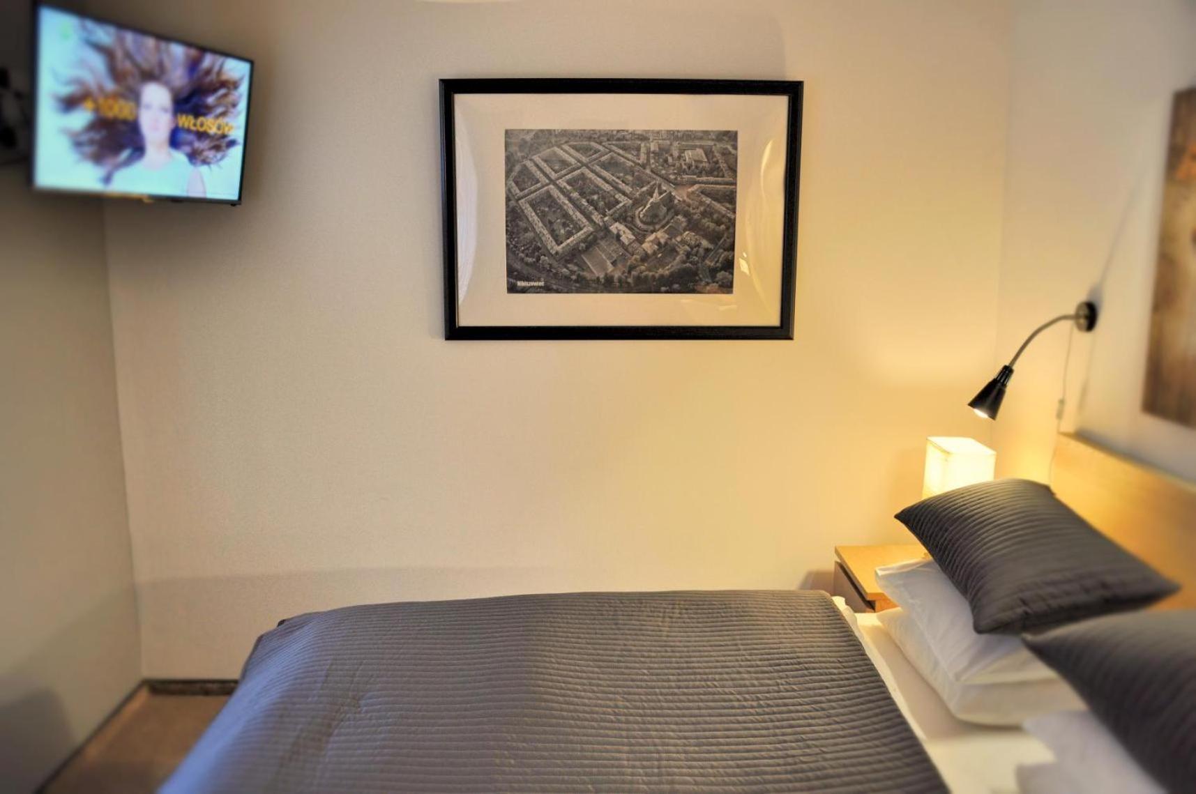 Bialy Dom - 2 Bedrooms كاتوفيتسه الغرفة الصورة