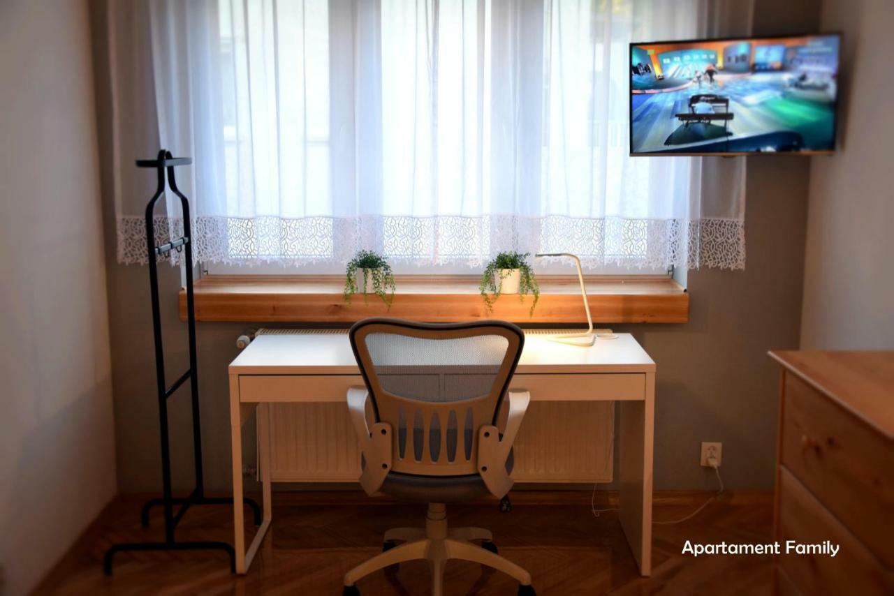 Bialy Dom - 2 Bedrooms كاتوفيتسه المظهر الخارجي الصورة