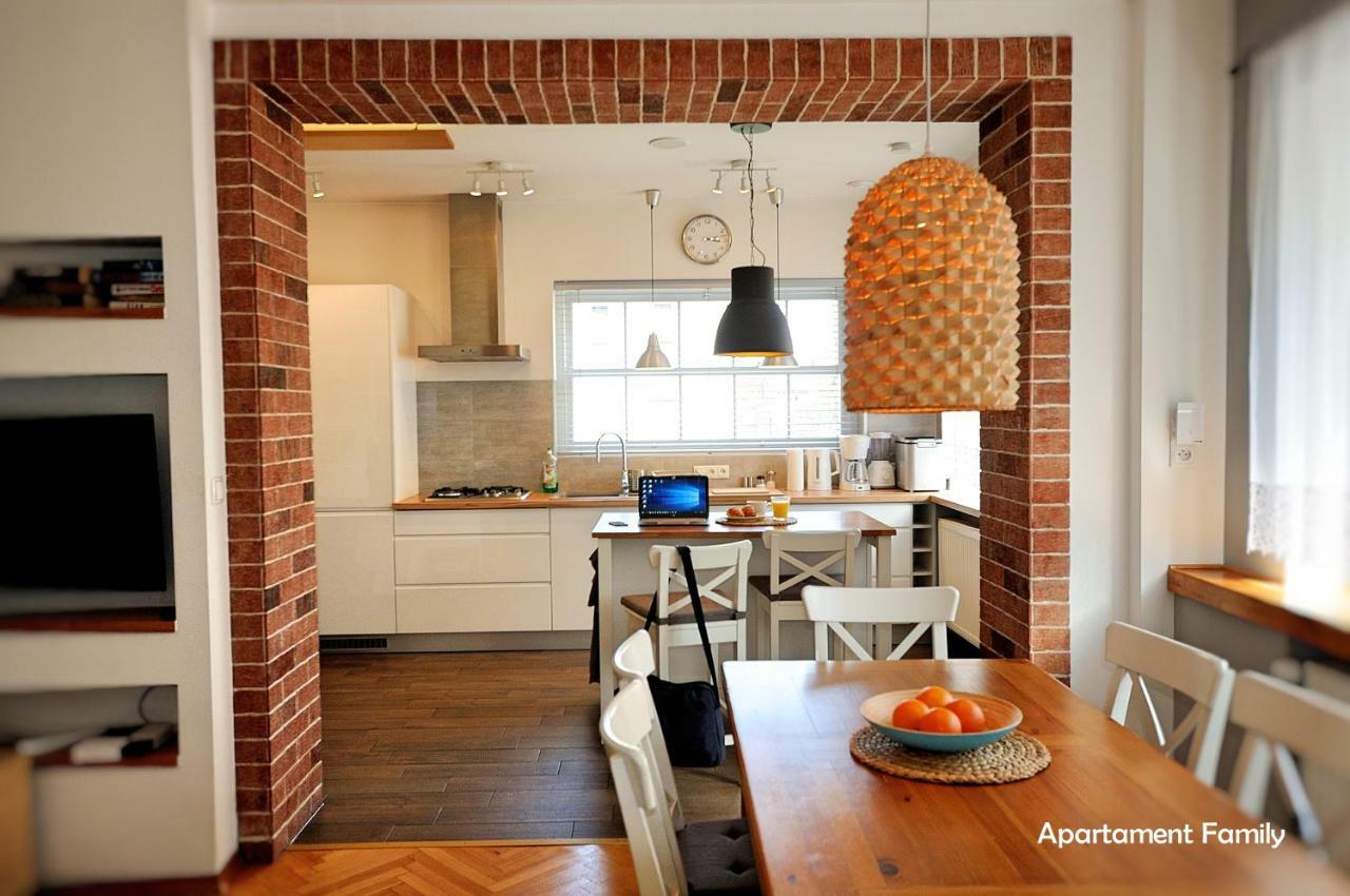 Bialy Dom - 2 Bedrooms كاتوفيتسه المظهر الخارجي الصورة