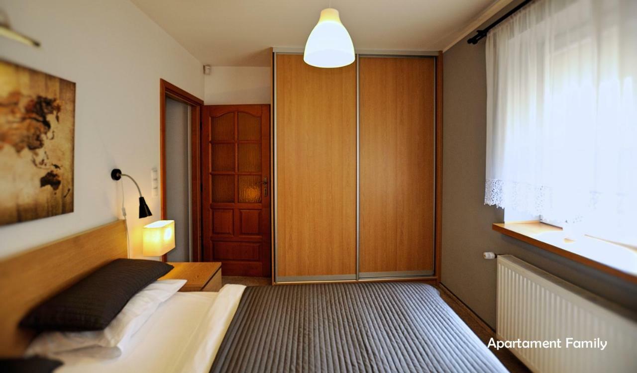 Bialy Dom - 2 Bedrooms كاتوفيتسه المظهر الخارجي الصورة