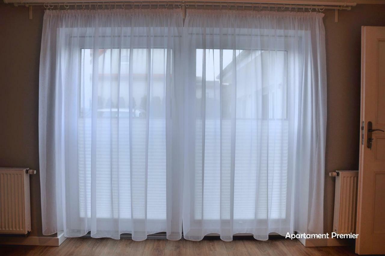 Bialy Dom - 2 Bedrooms كاتوفيتسه المظهر الخارجي الصورة