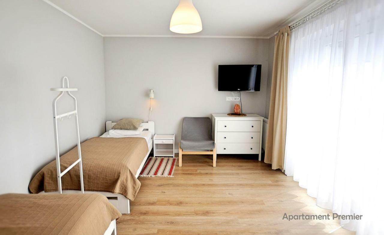 Bialy Dom - 2 Bedrooms كاتوفيتسه المظهر الخارجي الصورة